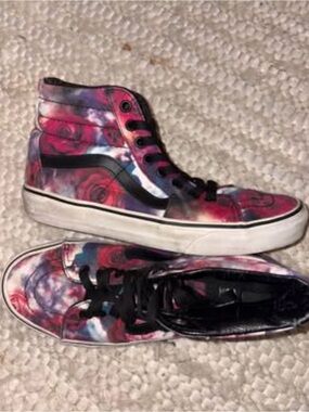 Vans Women's High-Top Sneakers — Pink and Blue Rose Print